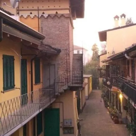 Caseospitali - Caramelli, Bilocale Per 3 In Corte In Centro Storico * Cernusco Sul Naviglio